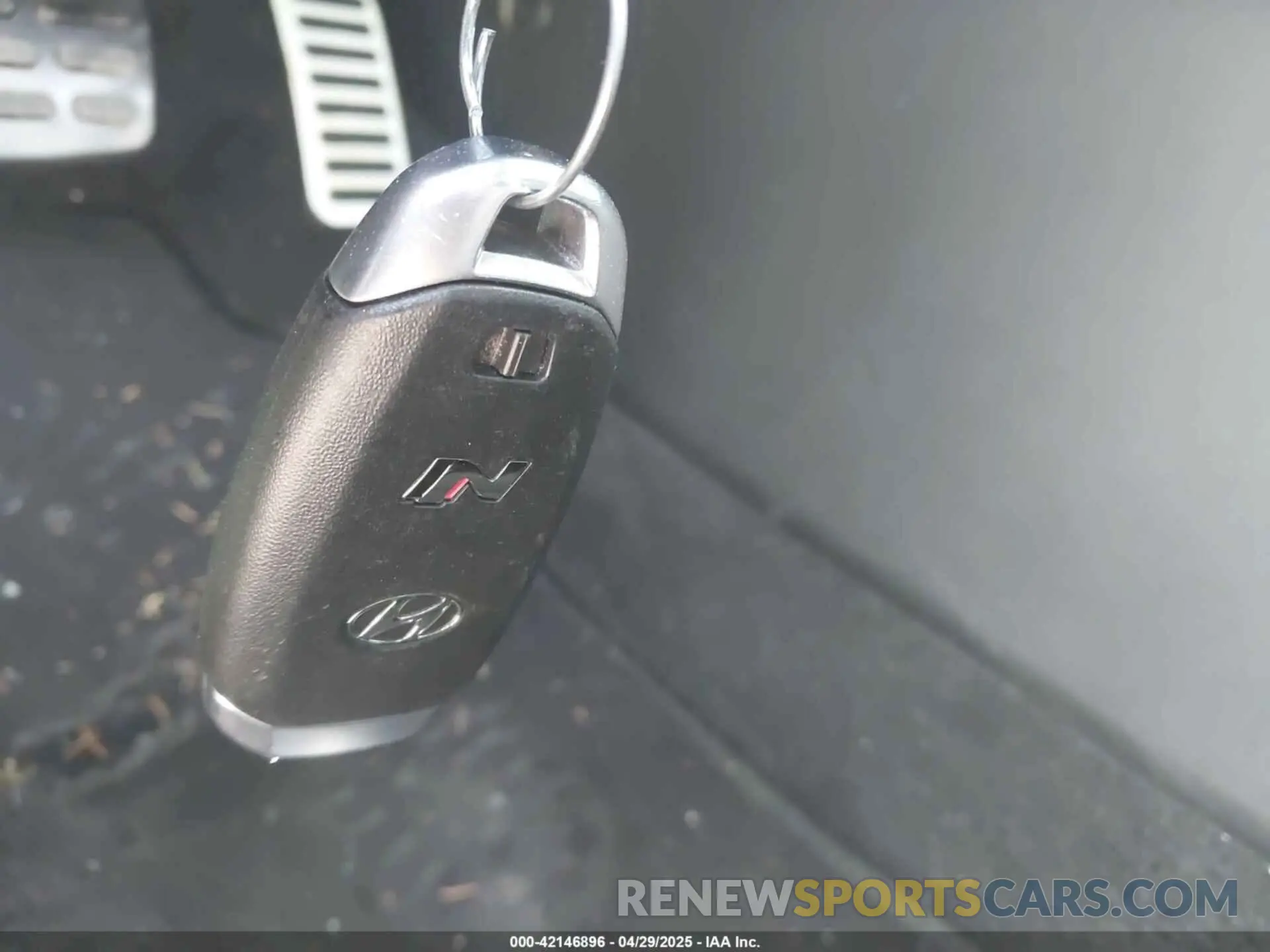 11 Photograph of a damaged car KMHLW4AK8NU007695 HYUNDAI ELANTRA N 2022