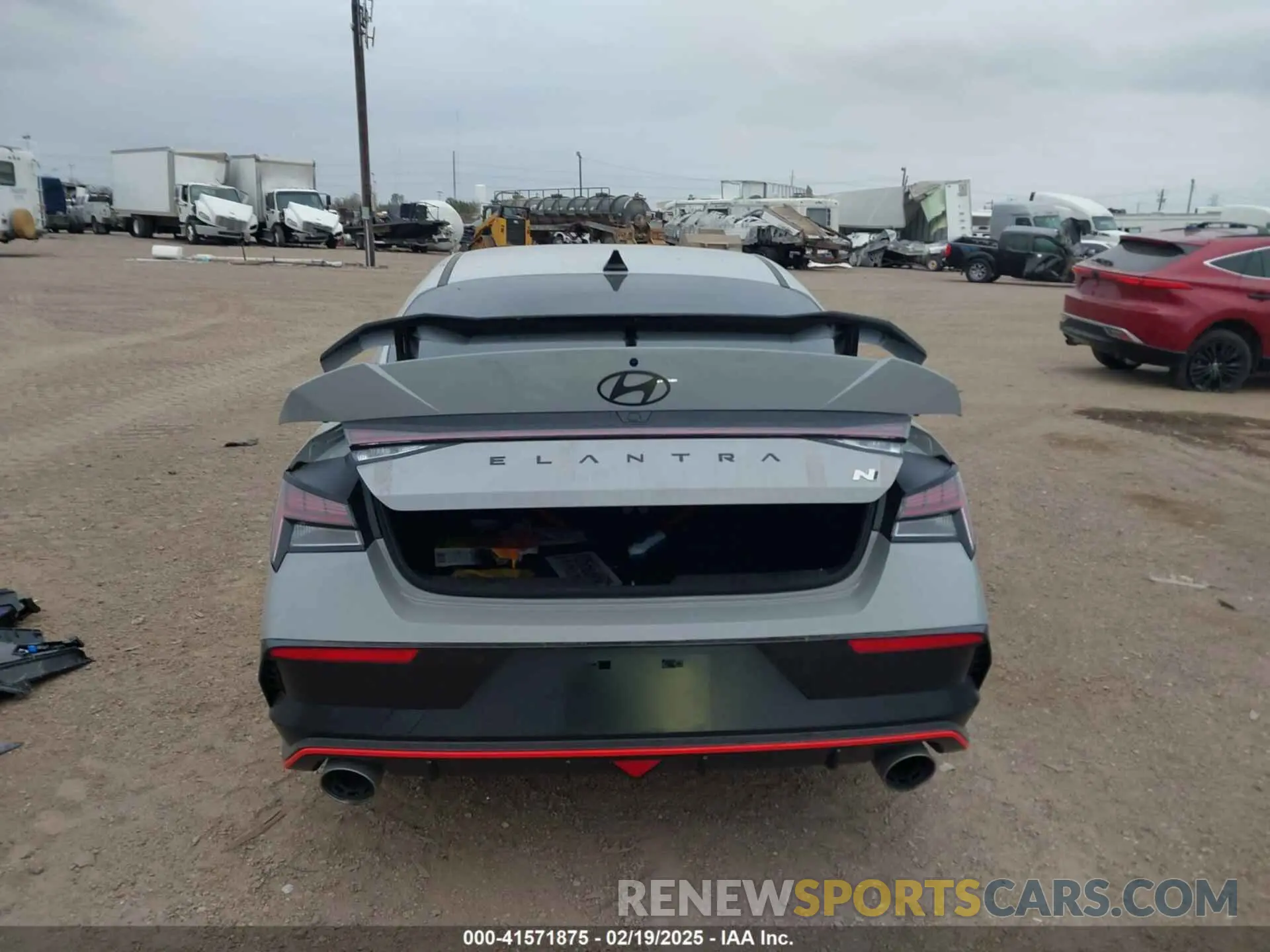 17 Photograph of a damaged car KMHLW4DK5SU024929 HYUNDAI ELANTRA N 2025