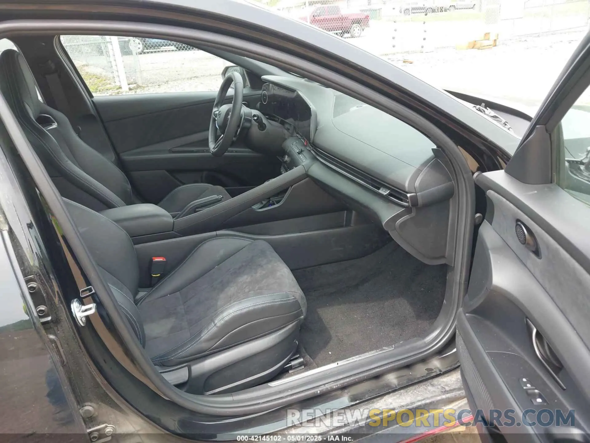 5 Photograph of a damaged car KMHLW4DK7SU026830 HYUNDAI ELANTRA N 2025