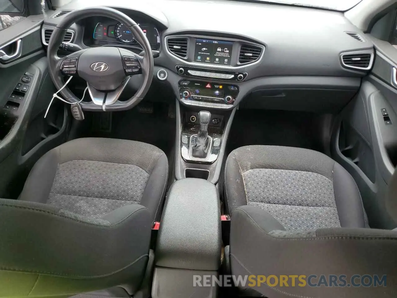 8 Photograph of a damaged car KMHC75LC4HU020456 HYUNDAI IONIQ 2017