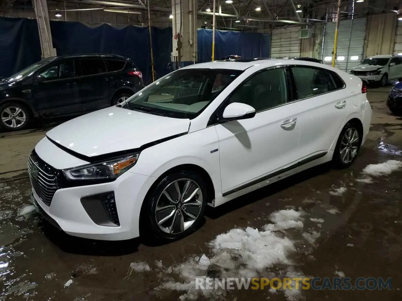 1 Photograph of a damaged car KMHC05LC6KU107660 HYUNDAI IONIQ 2019