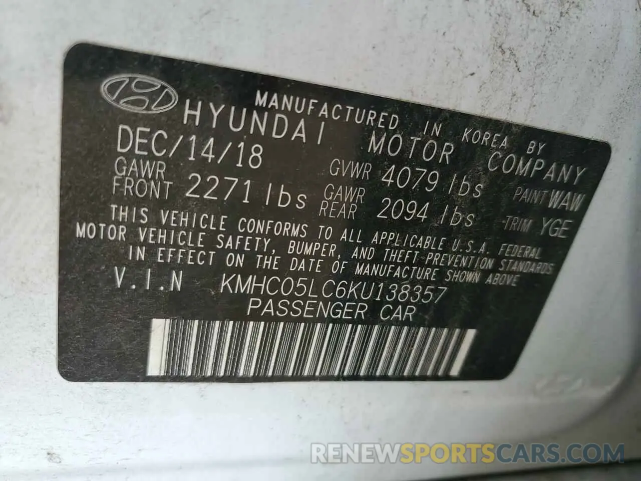 12 Photograph of a damaged car KMHC05LC6KU138357 HYUNDAI IONIQ 2019
