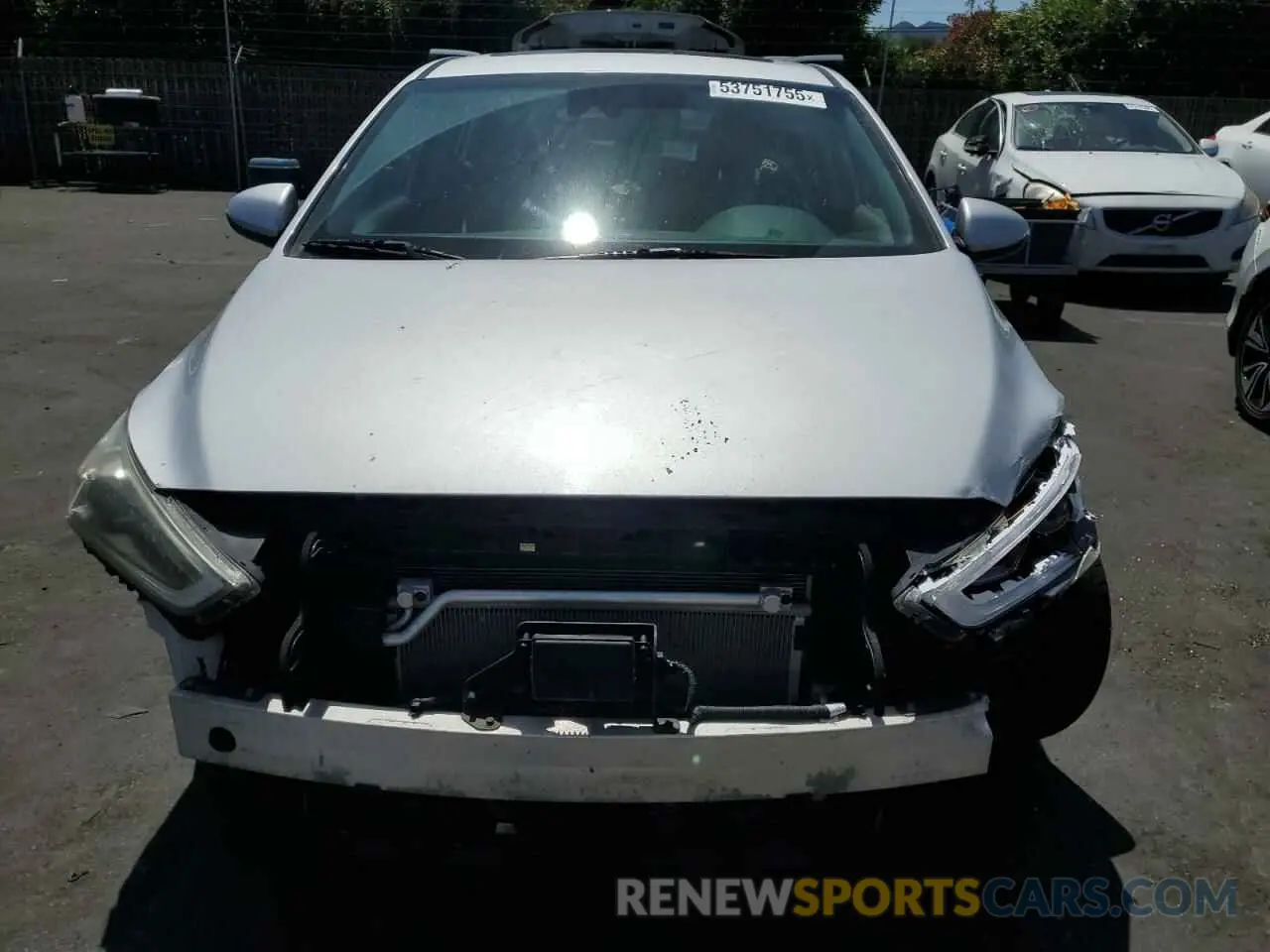 5 Photograph of a damaged car KMHC05LH3KU034985 HYUNDAI IONIQ 2019