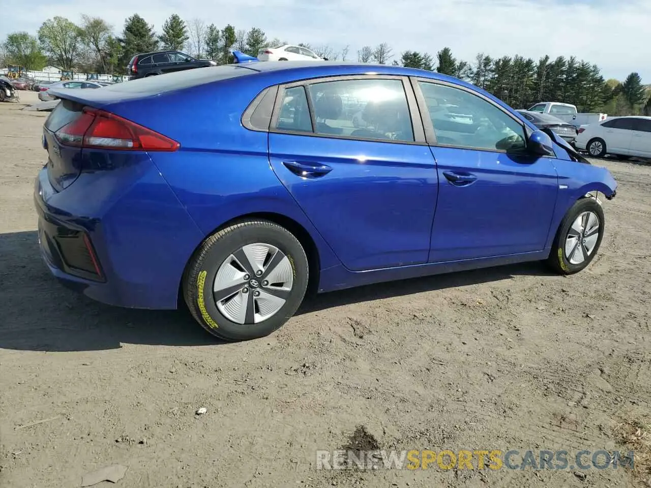 3 Photograph of a damaged car KMHC65LC0KU134755 HYUNDAI IONIQ 2019