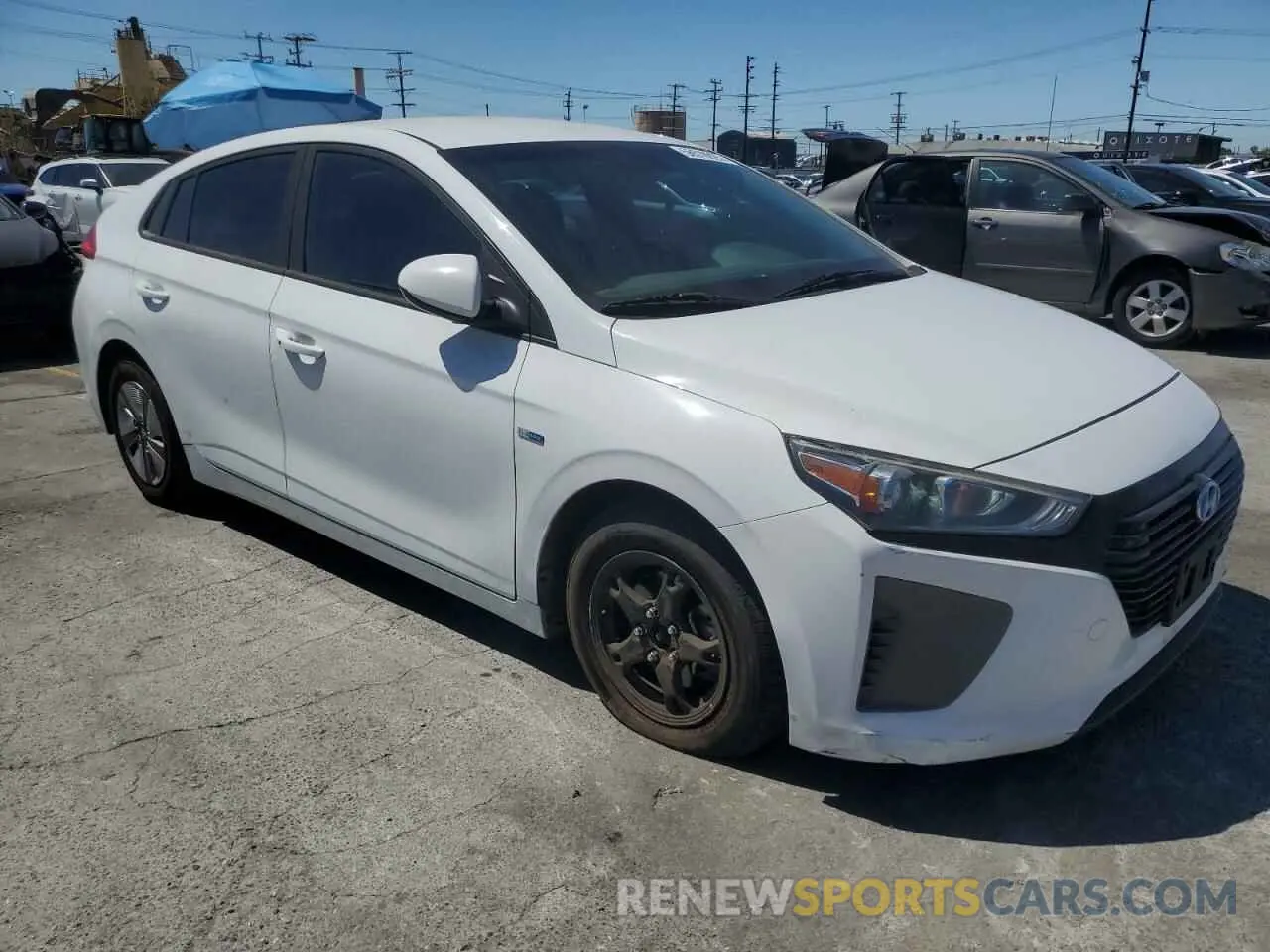 4 Photograph of a damaged car KMHC65LC0KU151751 HYUNDAI IONIQ 2019