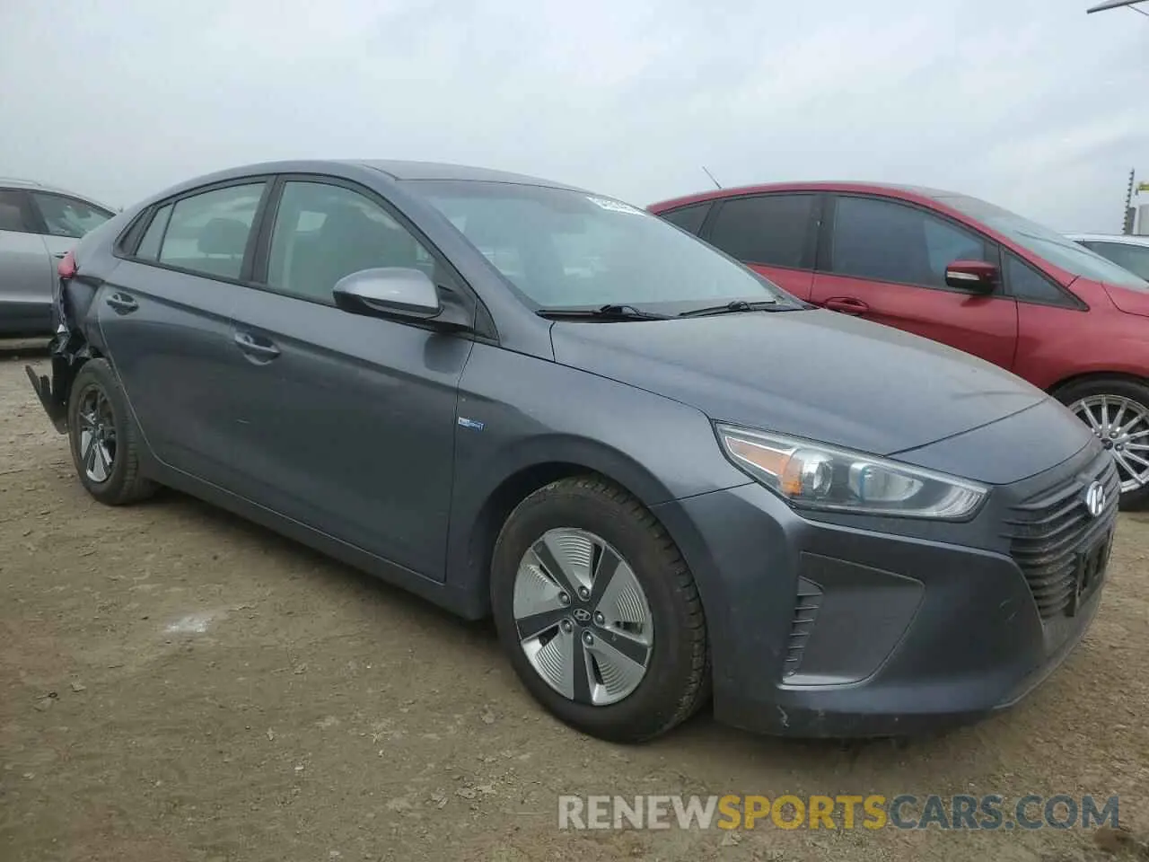 4 Photograph of a damaged car KMHC65LC0KU176049 HYUNDAI IONIQ 2019