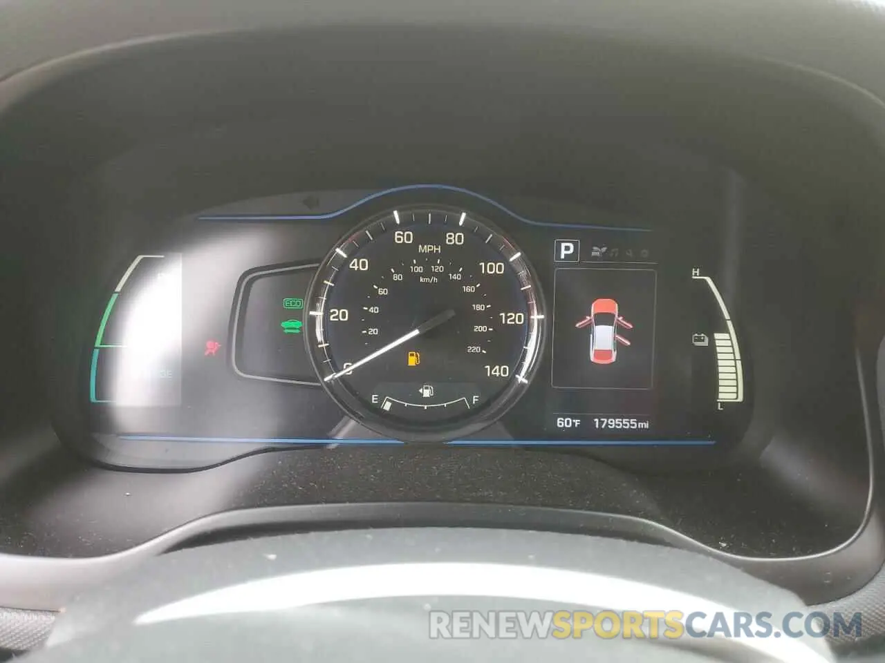 9 Photograph of a damaged car KMHC65LC0KU176049 HYUNDAI IONIQ 2019