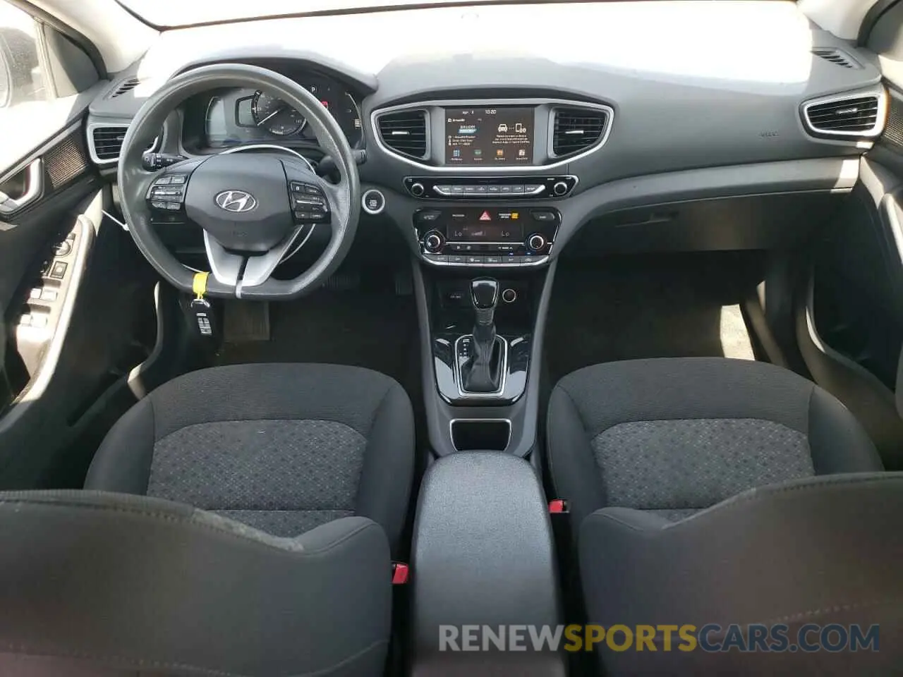 8 Photograph of a damaged car KMHC65LC2KU174349 HYUNDAI IONIQ 2019