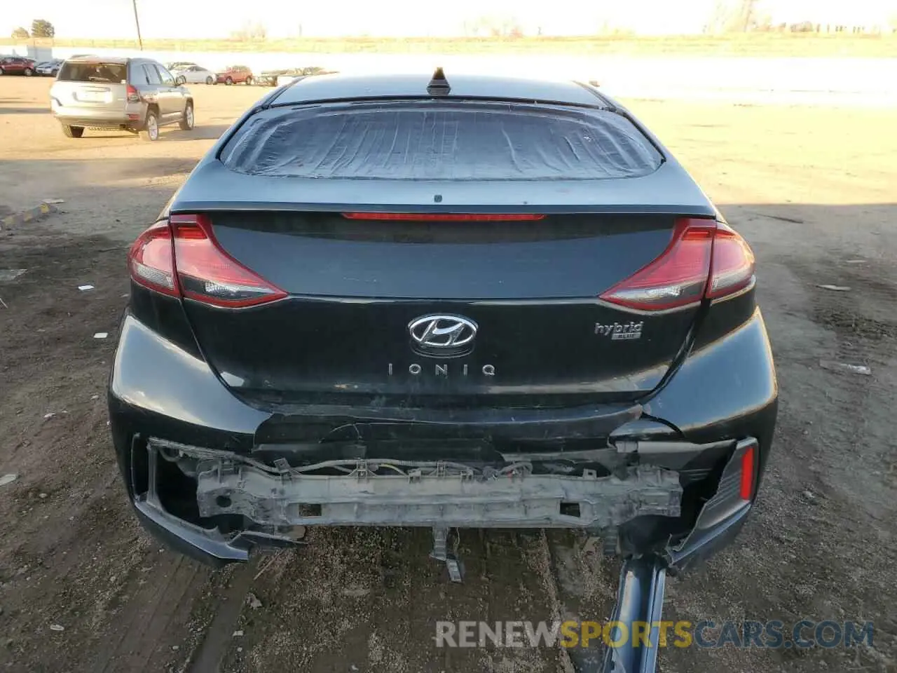6 Photograph of a damaged car KMHC65LC2KU178756 HYUNDAI IONIQ 2019