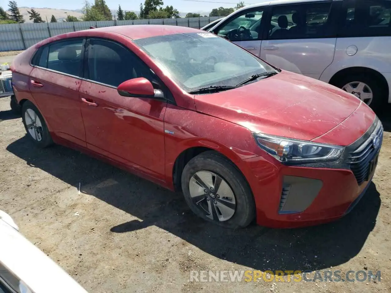 4 Photograph of a damaged car KMHC65LC2KU179938 HYUNDAI IONIQ 2019