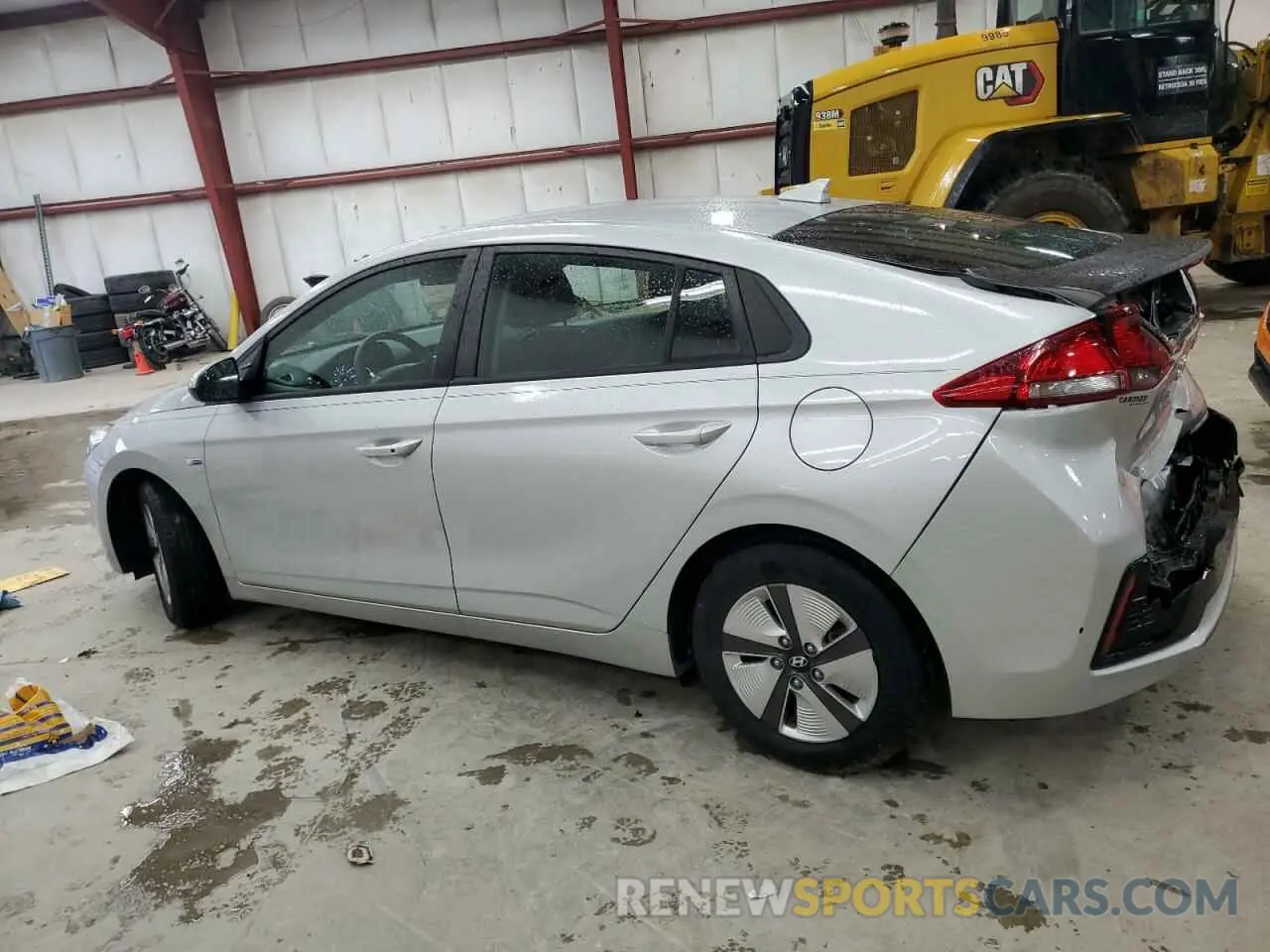 2 Photograph of a damaged car KMHC65LC3KU109770 HYUNDAI IONIQ 2019