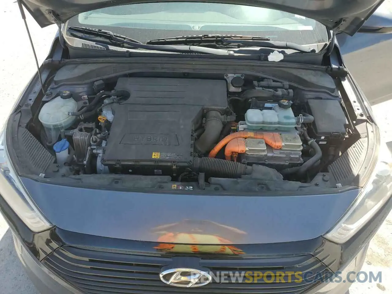 11 Photograph of a damaged car KMHC65LC4KU125489 HYUNDAI IONIQ 2019