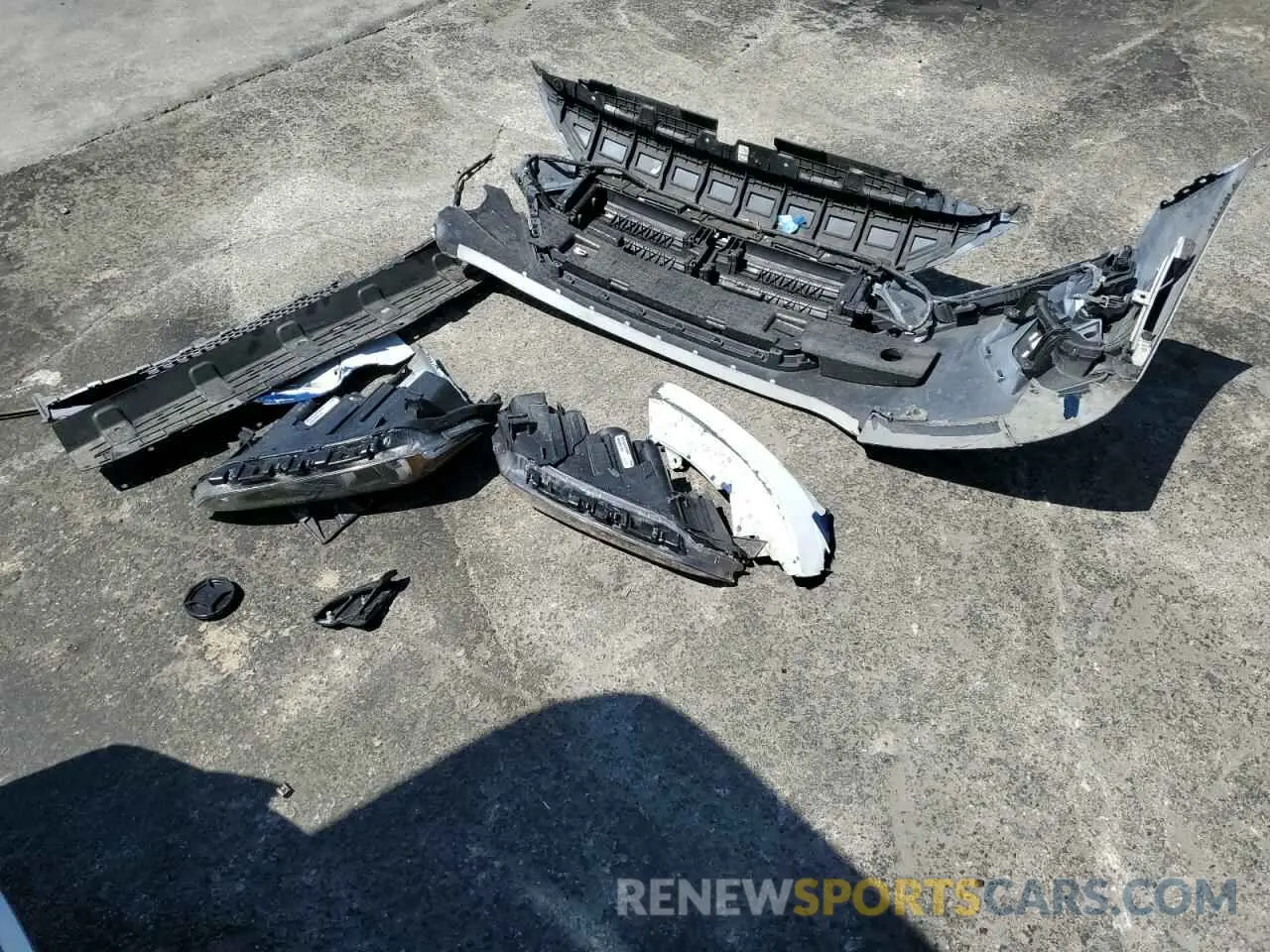 14 Photograph of a damaged car KMHC65LC6KU124599 HYUNDAI IONIQ 2019
