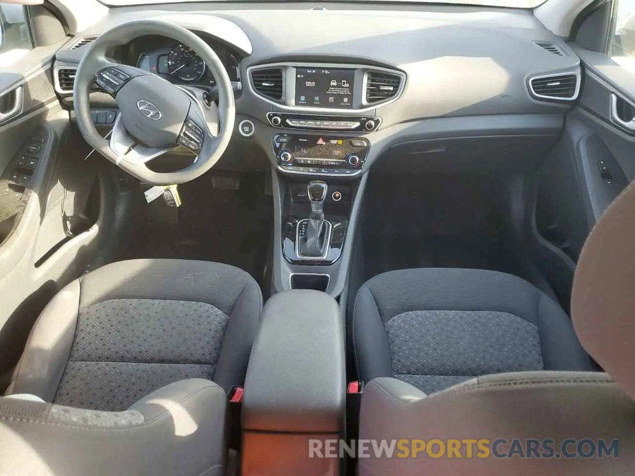 8 Photograph of a damaged car KMHC65LC8KU119680 HYUNDAI IONIQ 2019