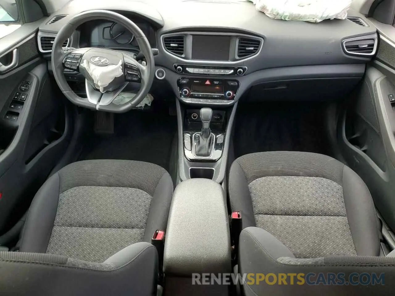 8 Photograph of a damaged car KMHC65LD1KU181334 HYUNDAI IONIQ 2019