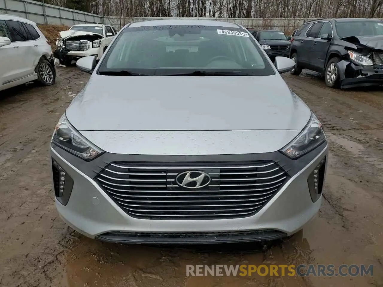 5 Photograph of a damaged car KMHC75LC3KU137470 HYUNDAI IONIQ 2019