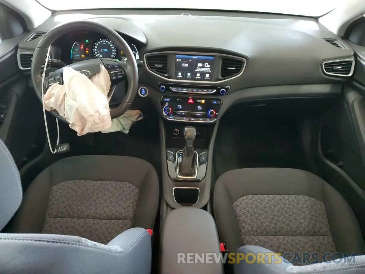 8 Photograph of a damaged car KMHC75LC4KU119558 HYUNDAI IONIQ 2019