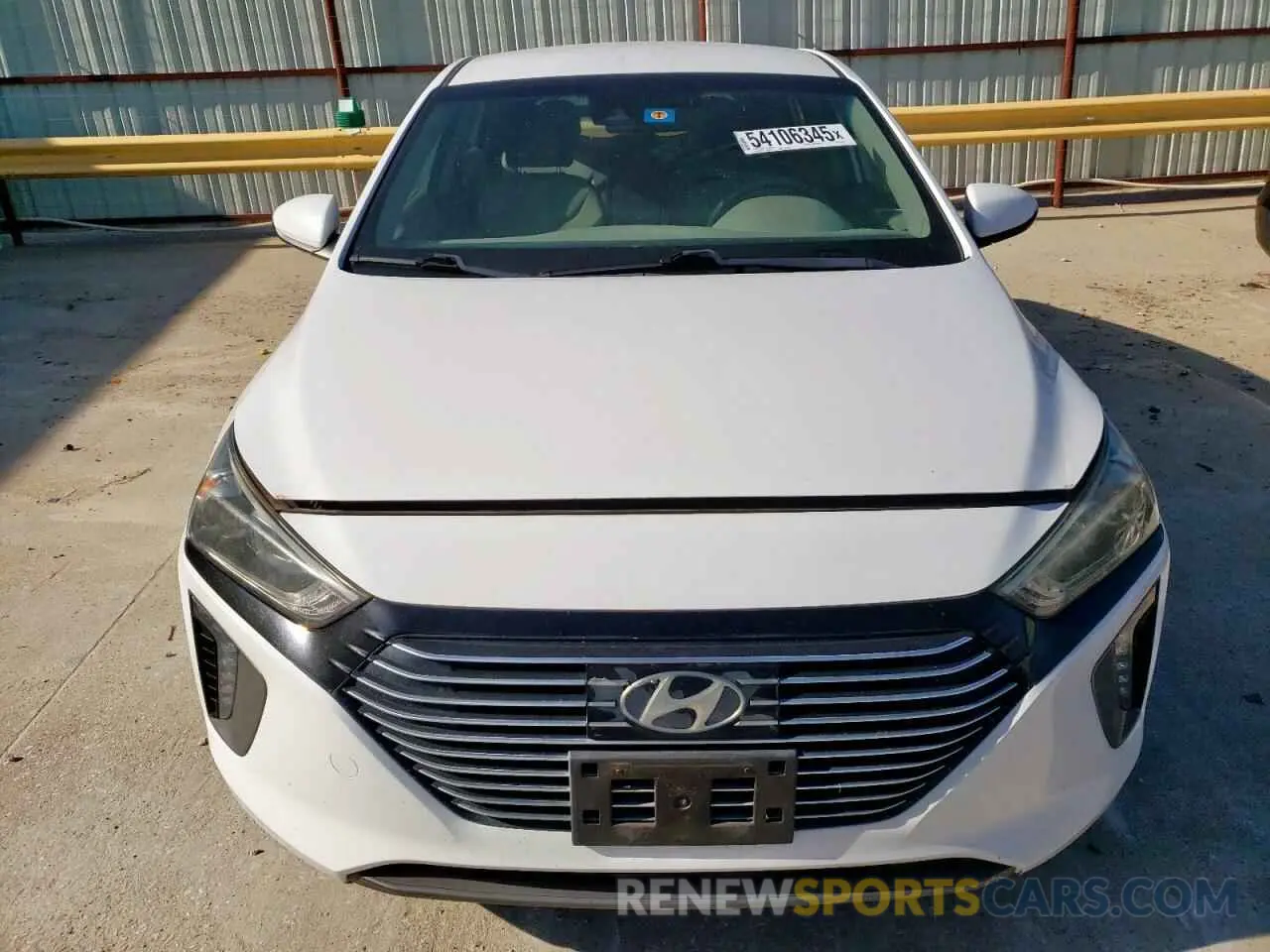 5 Photograph of a damaged car KMHC75LCXKU112520 HYUNDAI IONIQ 2019