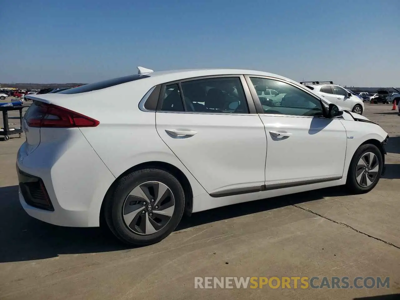 3 Photograph of a damaged car KMHC75LCXKU134128 HYUNDAI IONIQ 2019