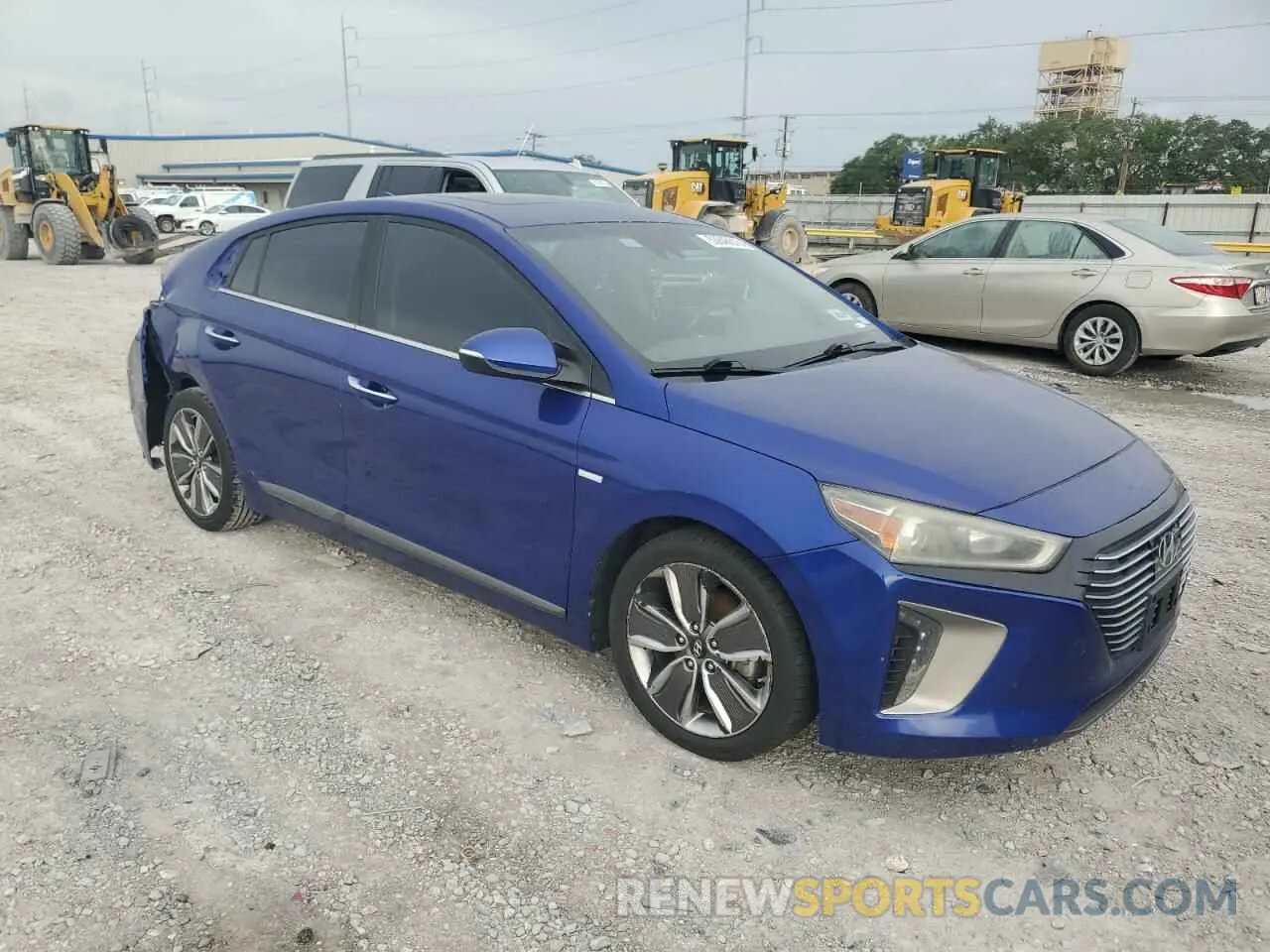 4 Photograph of a damaged car KMHC85LC2KU117806 HYUNDAI IONIQ 2019