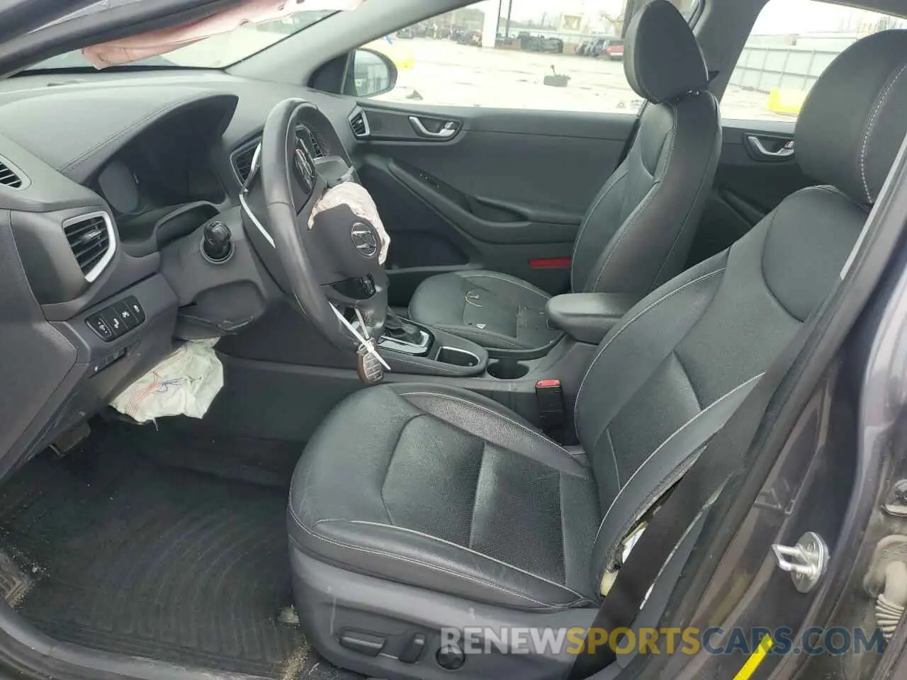7 Photograph of a damaged car KMHC85LCXKU142629 HYUNDAI IONIQ 2019