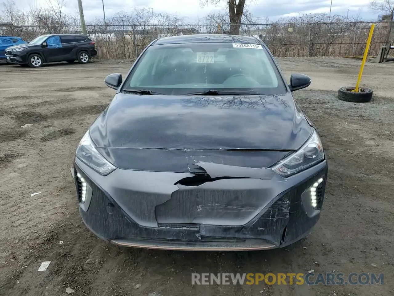 5 Photograph of a damaged car KMHC85LH0KU044916 HYUNDAI IONIQ 2019