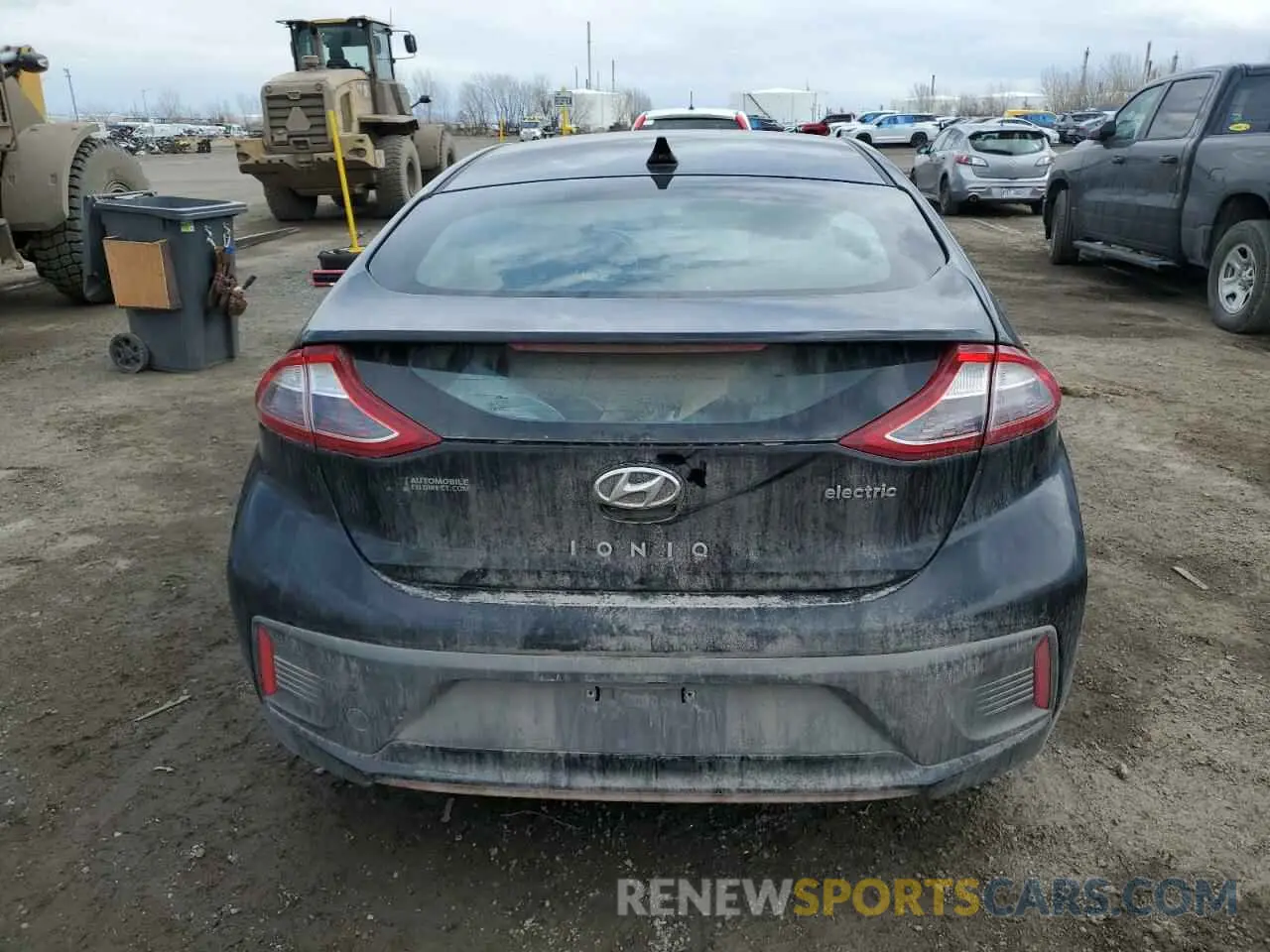 6 Photograph of a damaged car KMHC85LH0KU044916 HYUNDAI IONIQ 2019