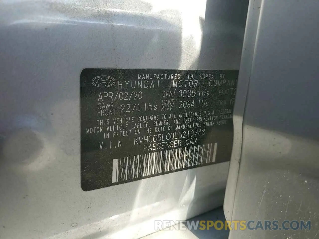12 Photograph of a damaged car KMHC65LC0LU219743 HYUNDAI IONIQ 2020