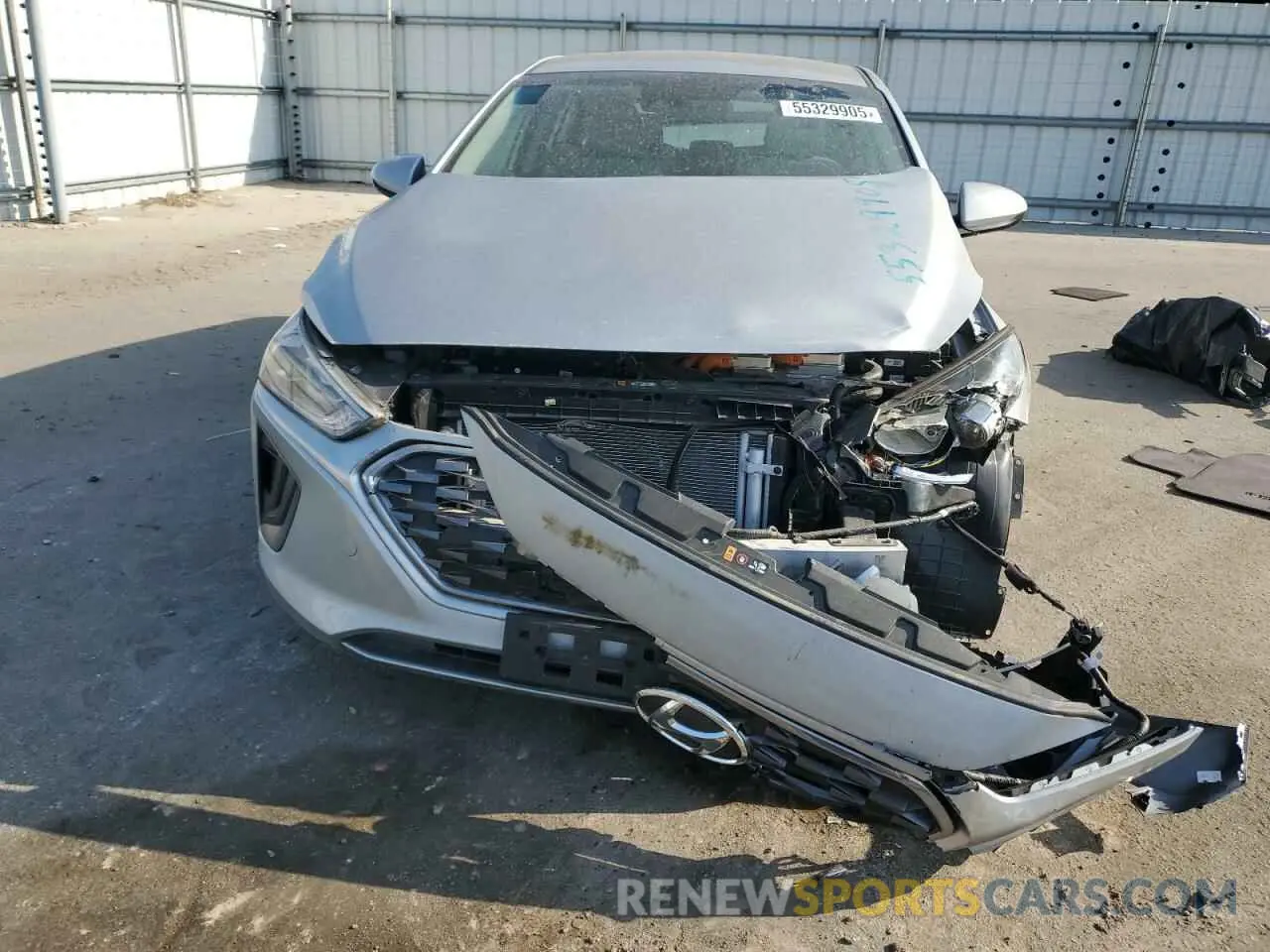 5 Photograph of a damaged car KMHC65LC0LU219743 HYUNDAI IONIQ 2020