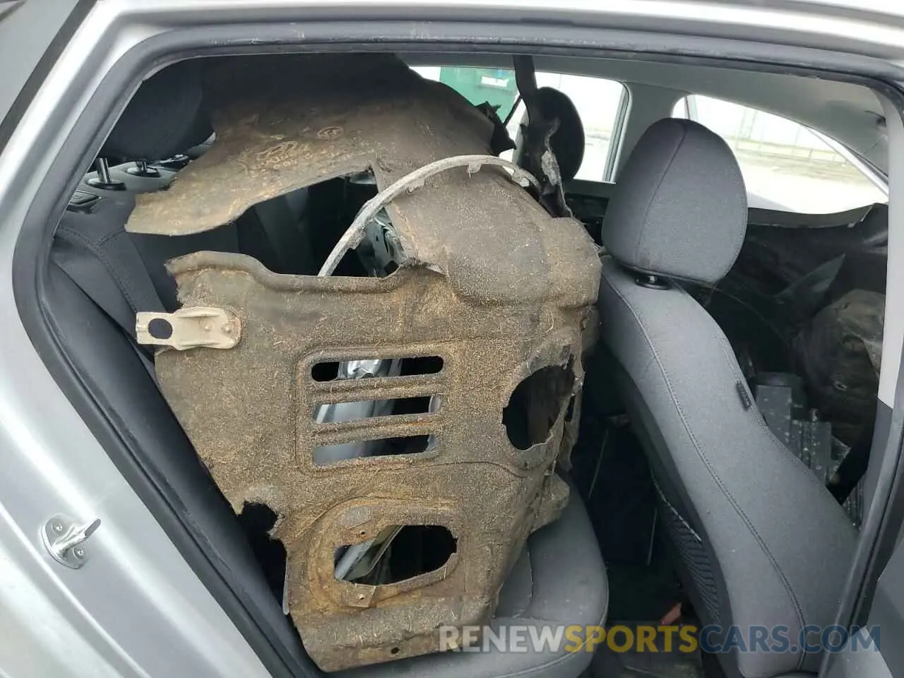 10 Photograph of a damaged car KMHC65LC1LU210839 HYUNDAI IONIQ 2020
