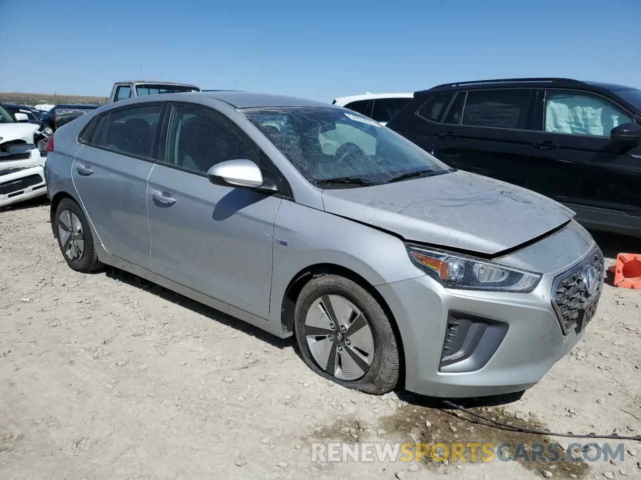 4 Photograph of a damaged car KMHC65LC3LU186284 HYUNDAI IONIQ 2020
