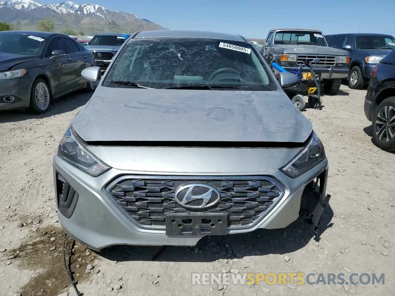 5 Photograph of a damaged car KMHC65LC3LU186284 HYUNDAI IONIQ 2020