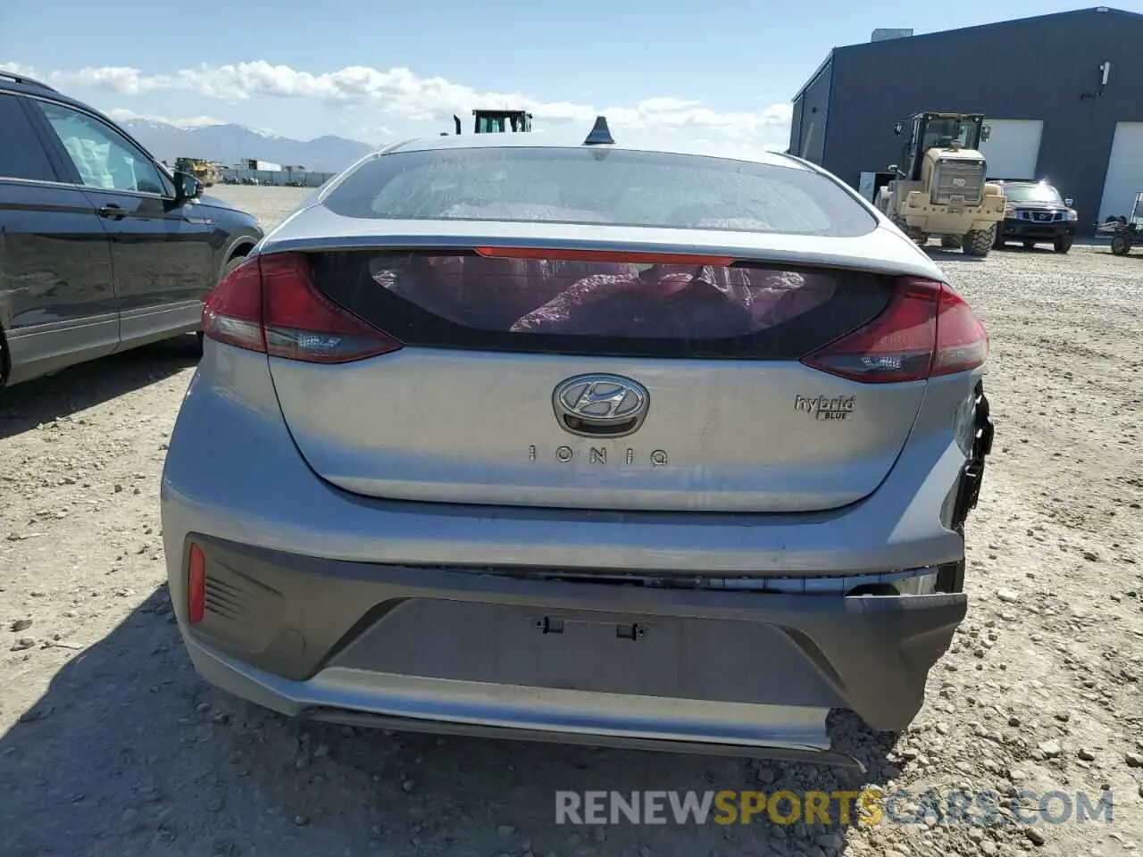 6 Photograph of a damaged car KMHC65LC3LU186284 HYUNDAI IONIQ 2020