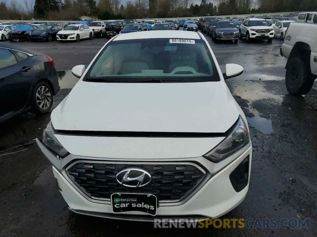 5 Photograph of a damaged car KMHC65LC5LU234609 HYUNDAI IONIQ 2020