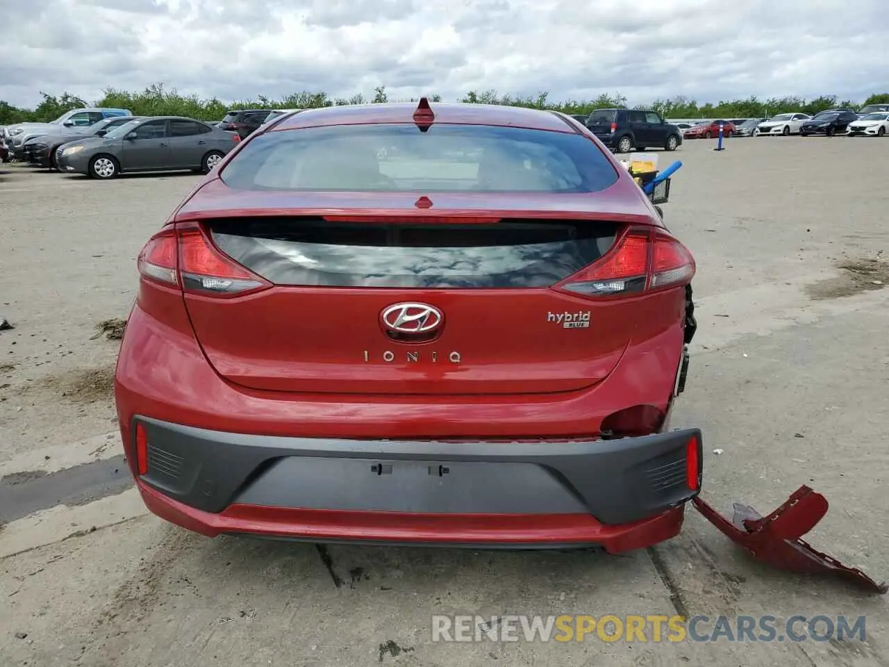 6 Photograph of a damaged car KMHC65LC6LU227863 HYUNDAI IONIQ 2020