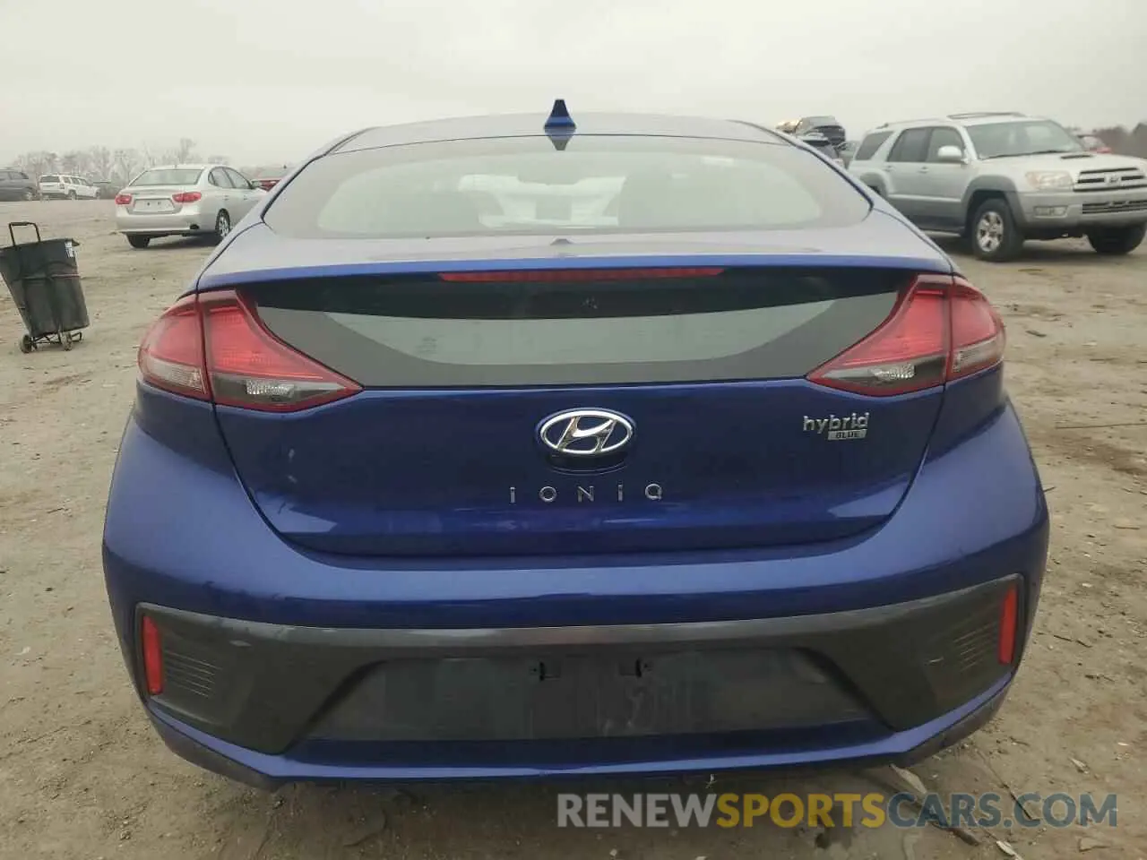 6 Photograph of a damaged car KMHC65LC6LU242816 HYUNDAI IONIQ 2020