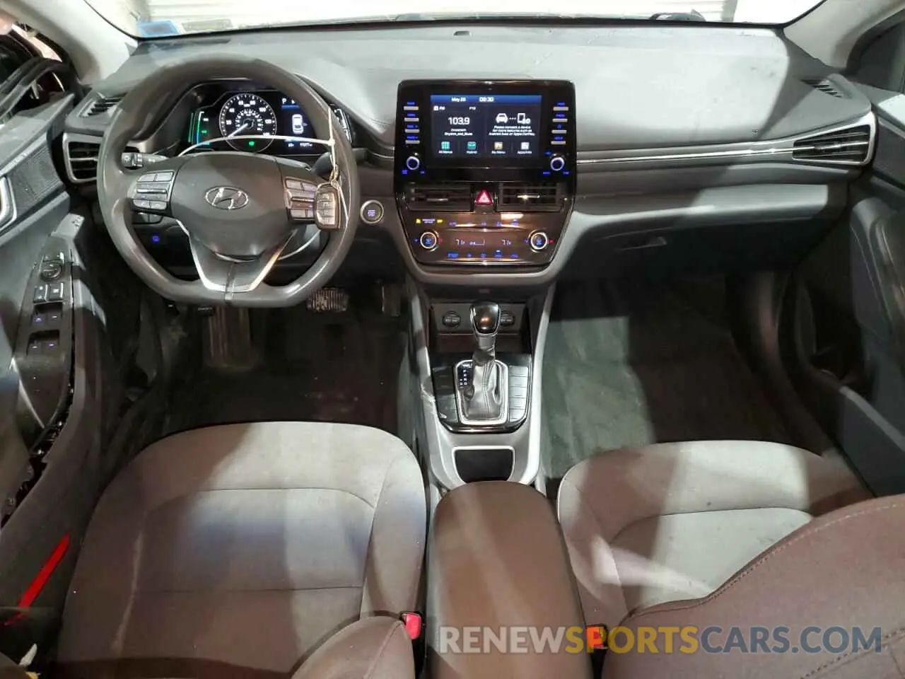 8 Photograph of a damaged car KMHC65LC8LU186345 HYUNDAI IONIQ 2020
