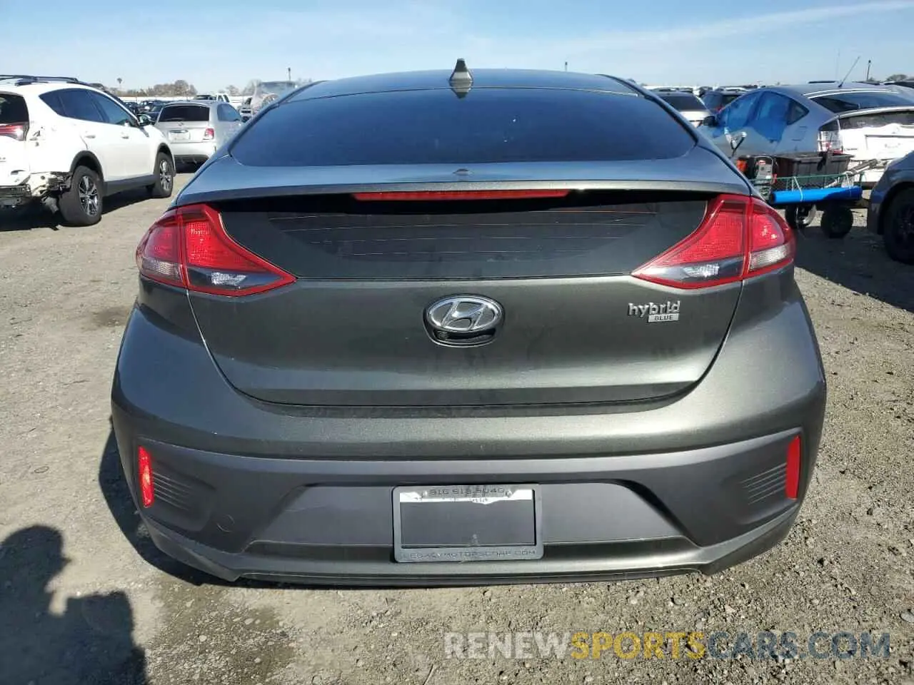6 Photograph of a damaged car KMHC65LC9LU225864 HYUNDAI IONIQ 2020