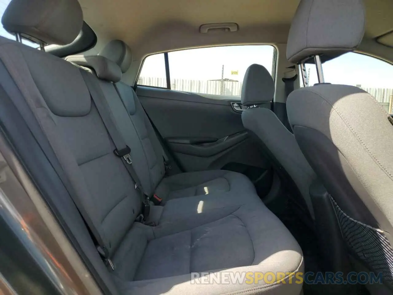 10 Photograph of a damaged car KMHC65LCXLU227347 HYUNDAI IONIQ 2020