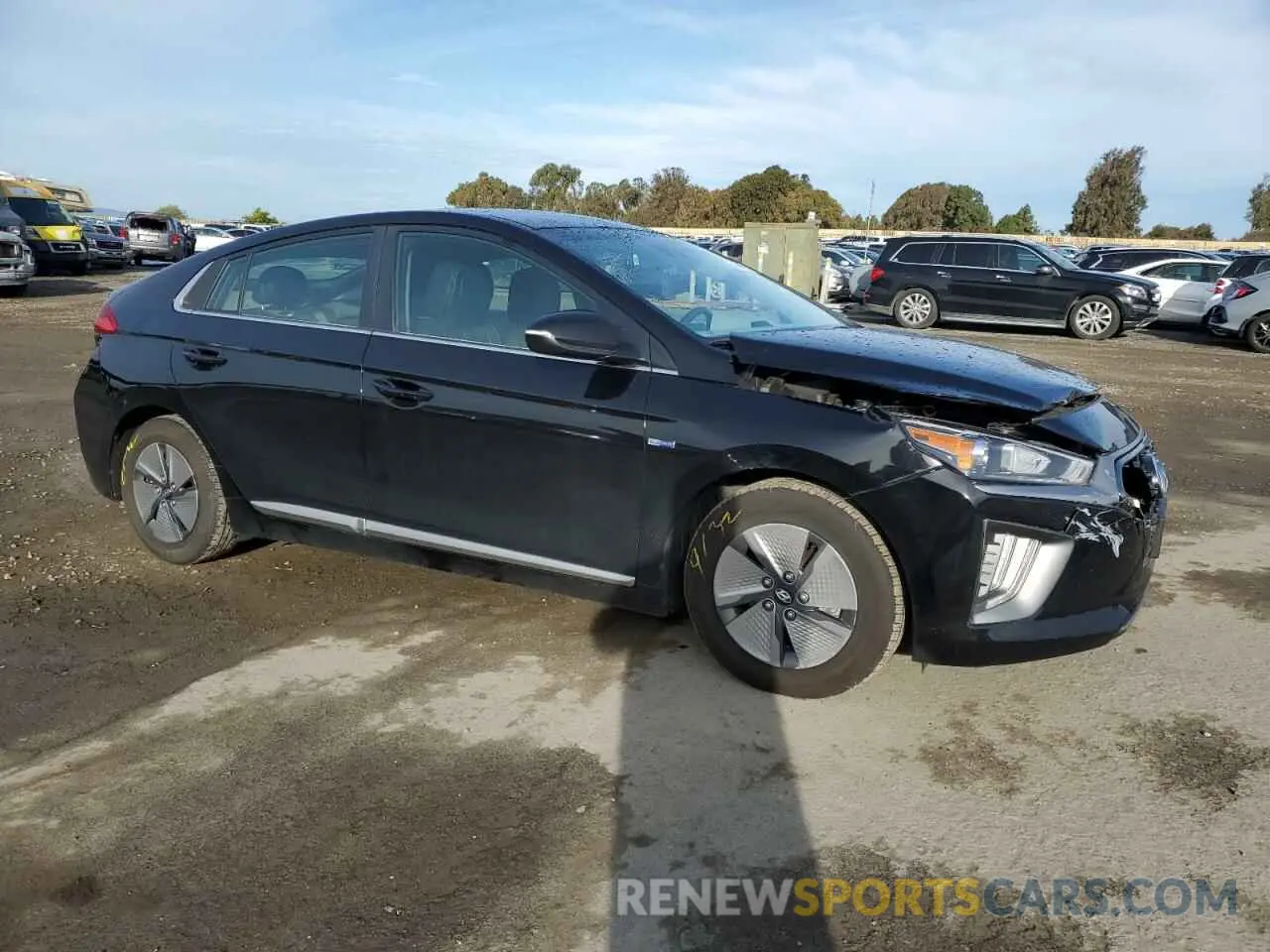4 Photograph of a damaged car KMHC75LC3LU240034 HYUNDAI IONIQ 2020