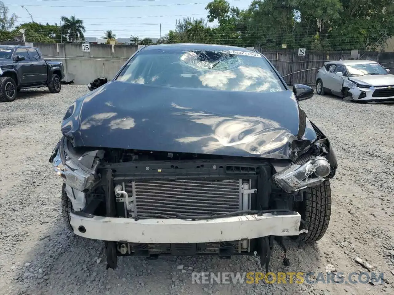 5 Photograph of a damaged car KMHC75LC5LU242576 HYUNDAI IONIQ 2020