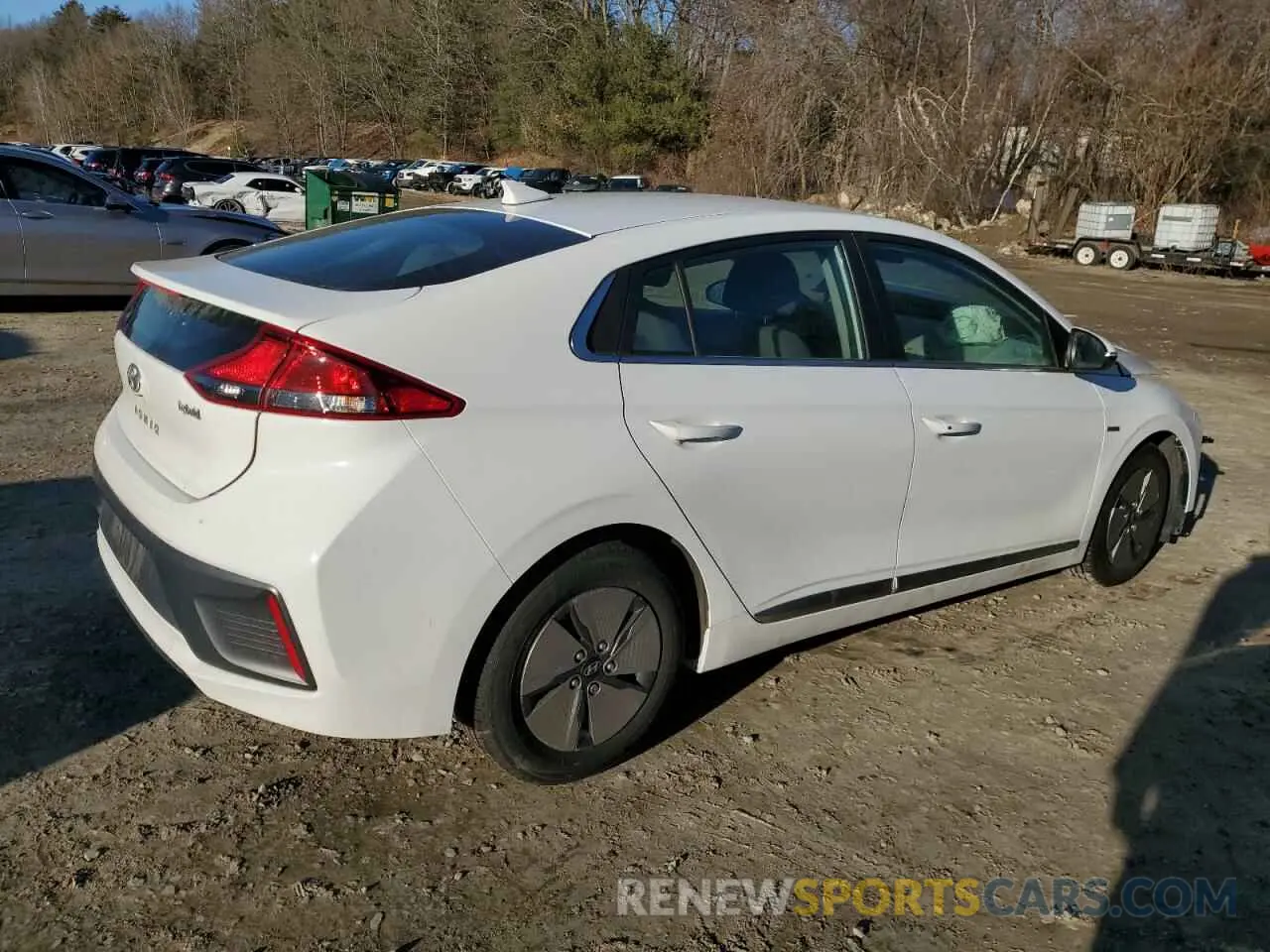 3 Photograph of a damaged car KMHC75LC7LU228016 HYUNDAI IONIQ 2020