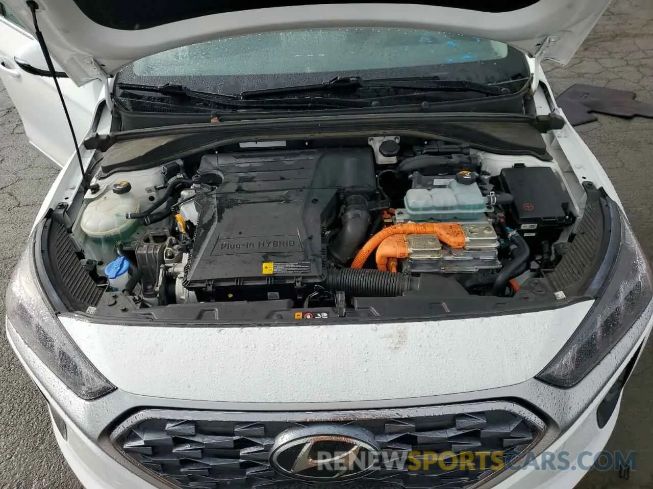 13 Photograph of a damaged car KMHC75LD8LU189686 HYUNDAI IONIQ 2020