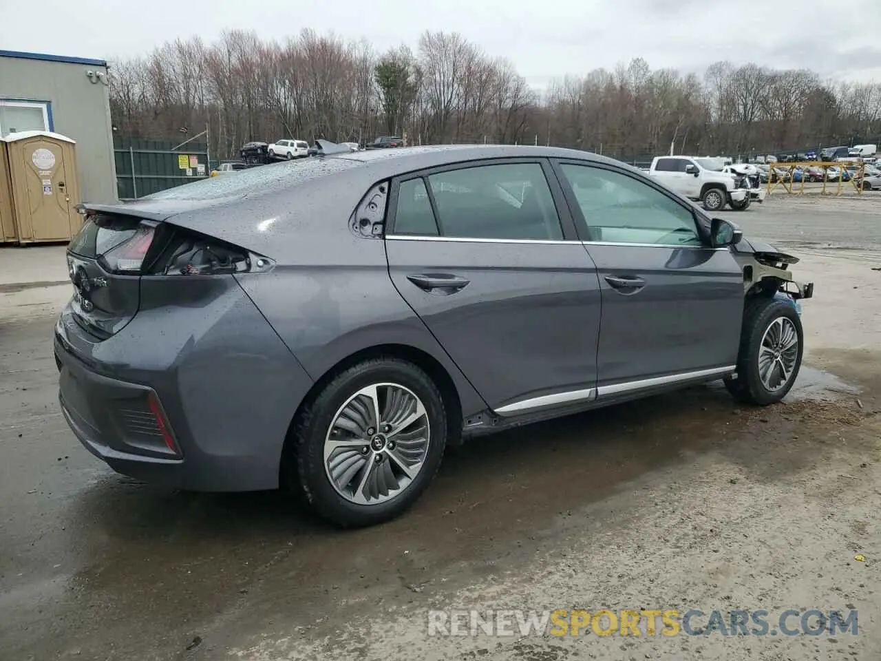 3 Photograph of a damaged car KMHC75LD9LU199563 HYUNDAI IONIQ 2020