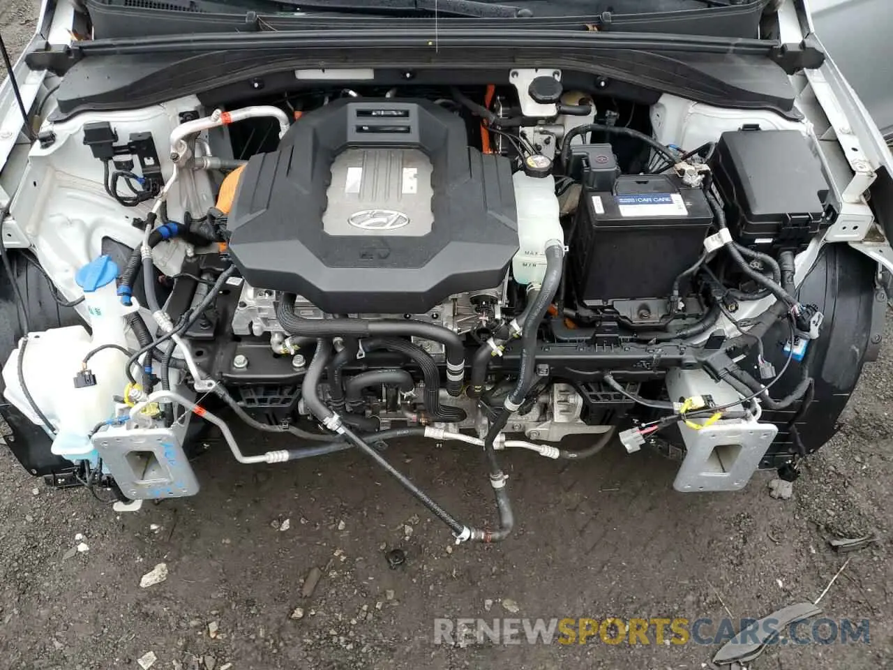 11 Photograph of a damaged car KMHC75LJ4LU072984 HYUNDAI IONIQ 2020