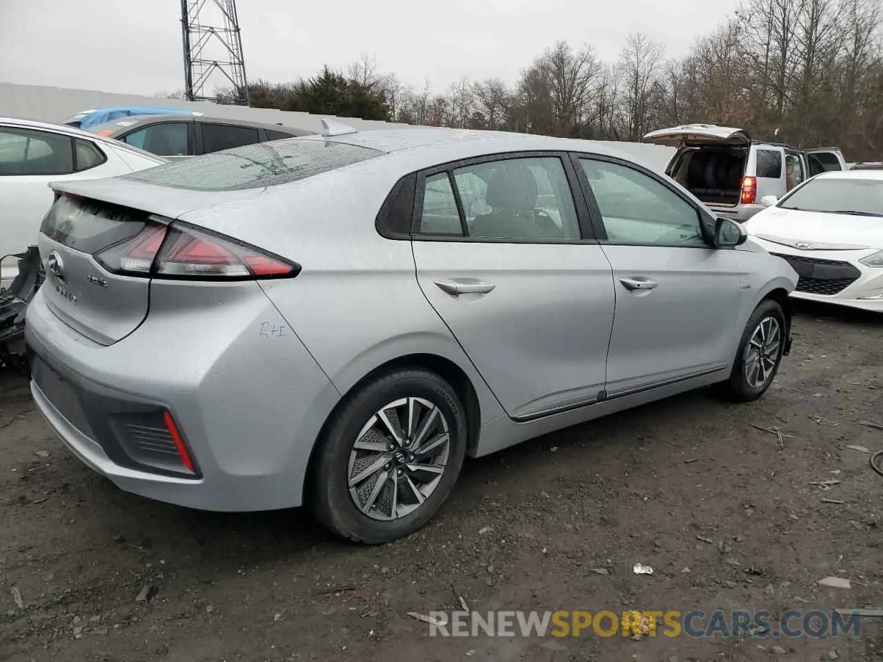 3 Photograph of a damaged car KMHC75LJ4LU072984 HYUNDAI IONIQ 2020