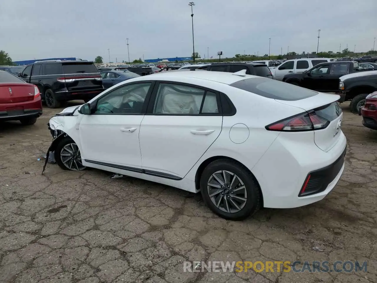 2 Photograph of a damaged car KMHC75LJ5LU060827 HYUNDAI IONIQ 2020