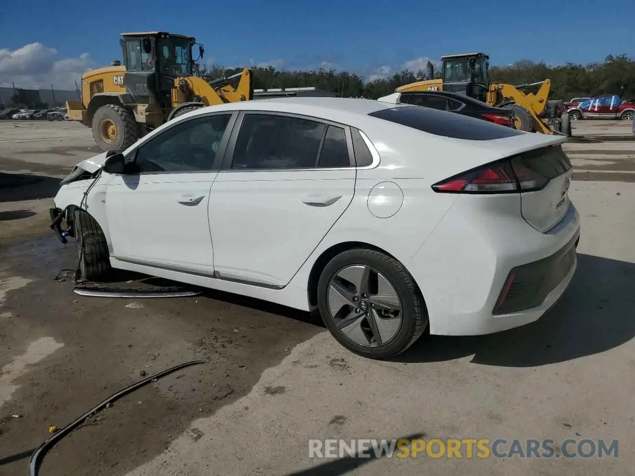2 Photograph of a damaged car KMHC85LC8LU226305 HYUNDAI IONIQ 2020