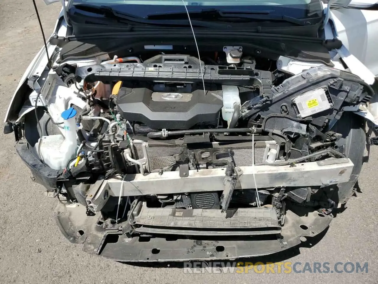 11 Photograph of a damaged car KMHC85LJ4LU061044 HYUNDAI IONIQ 2020