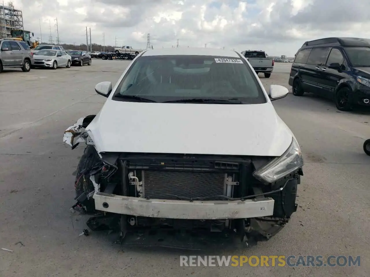5 Photograph of a damaged car KMHC65LC0MU246569 HYUNDAI IONIQ 2021